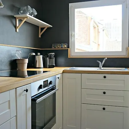 Vieux Avec Parking Et Balcon - Constantine * Λιλ