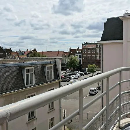 Vieux Avec Parking Et Balcon - Constantine Lille