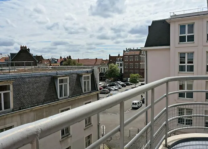 Vieux Avec Parking Et Balcon - Constantine Lila