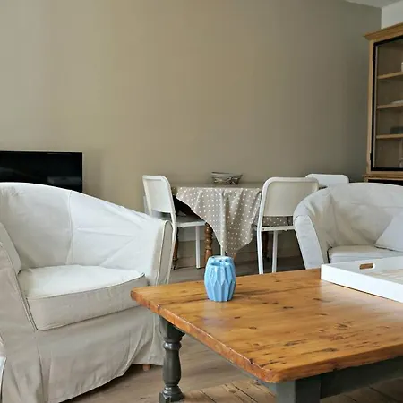 Appartement Vieux Avec Parking Et Balcon - Constantine